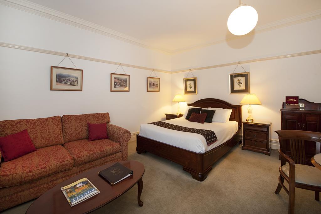 Cobb&Co Court Boutique Hotel Mudgee Extérieur photo
