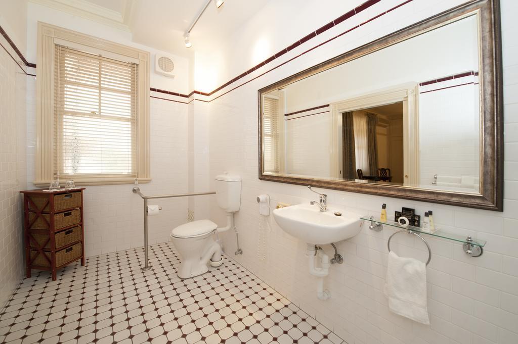 Cobb&Co Court Boutique Hotel Mudgee Extérieur photo