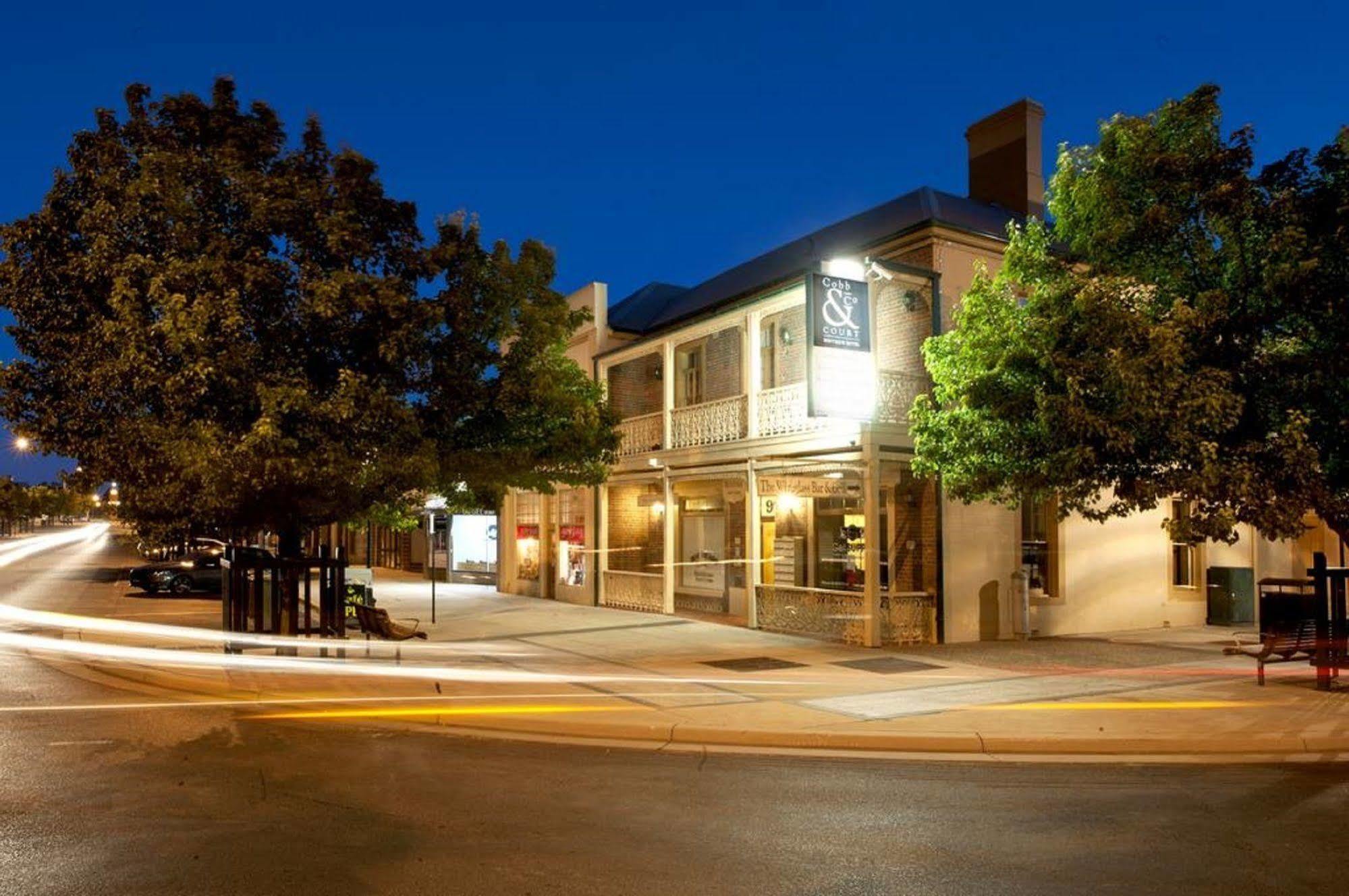 Cobb&Co Court Boutique Hotel Mudgee Extérieur photo