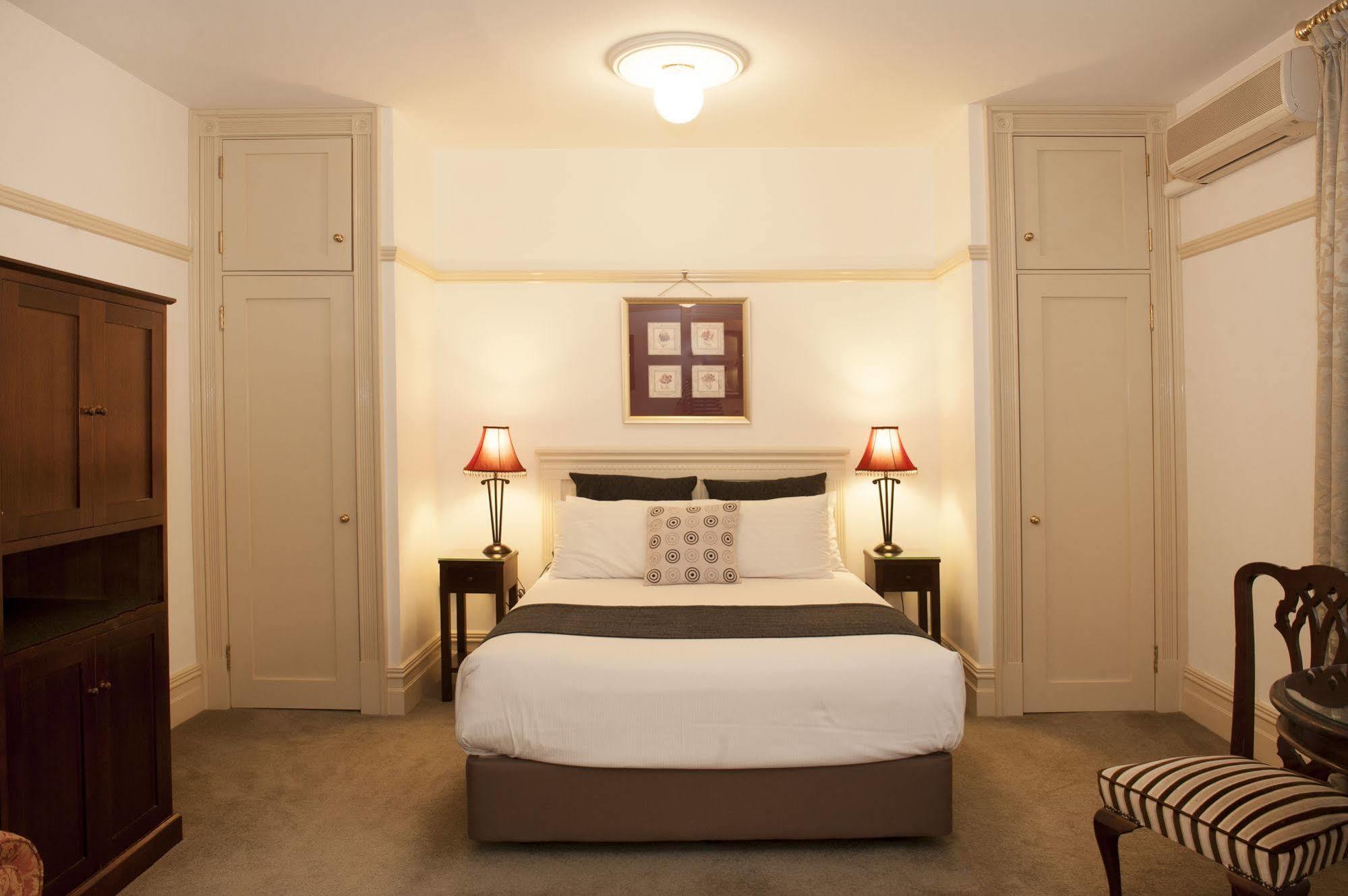 Cobb&Co Court Boutique Hotel Mudgee Extérieur photo