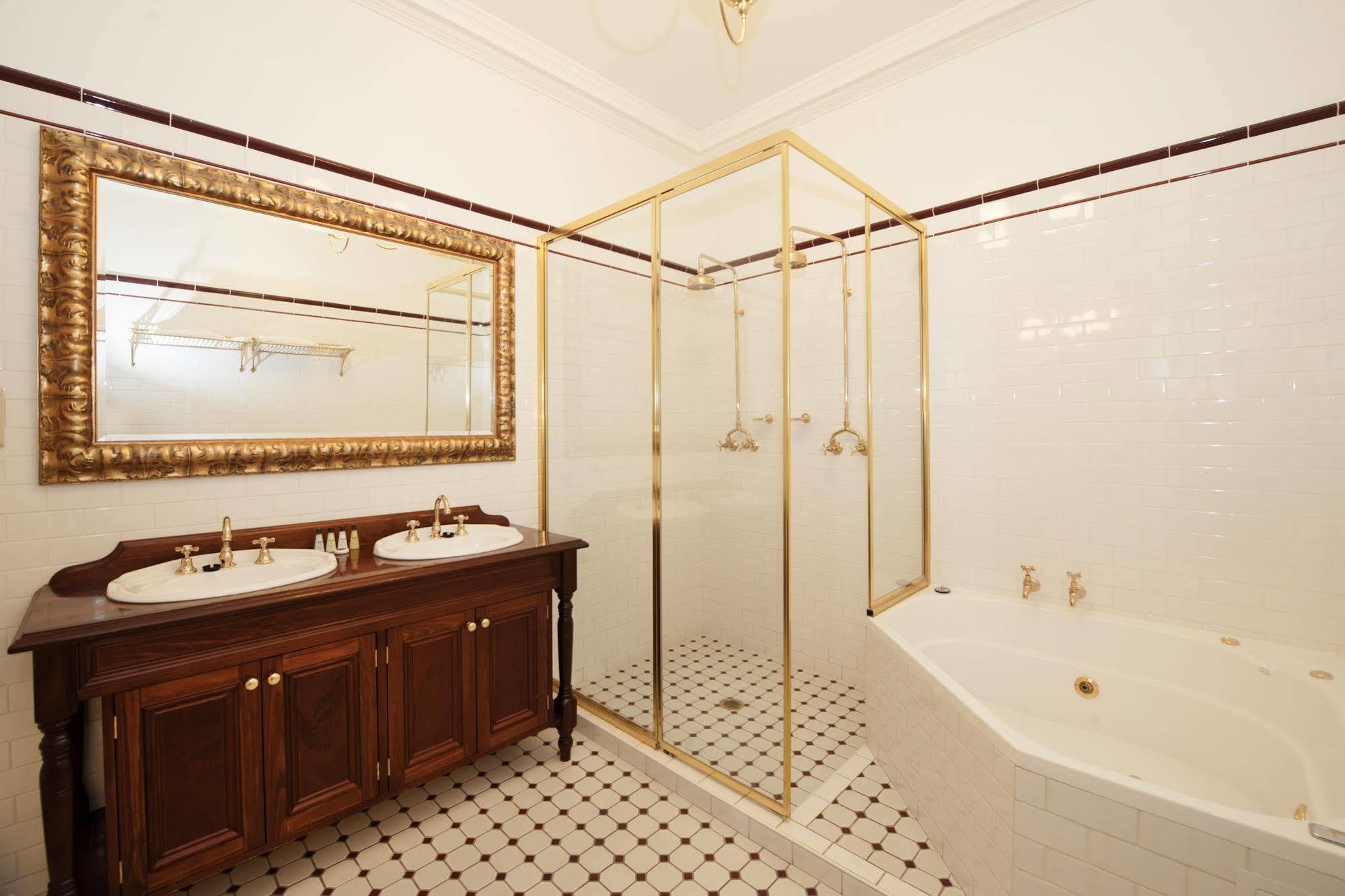 Cobb&Co Court Boutique Hotel Mudgee Extérieur photo