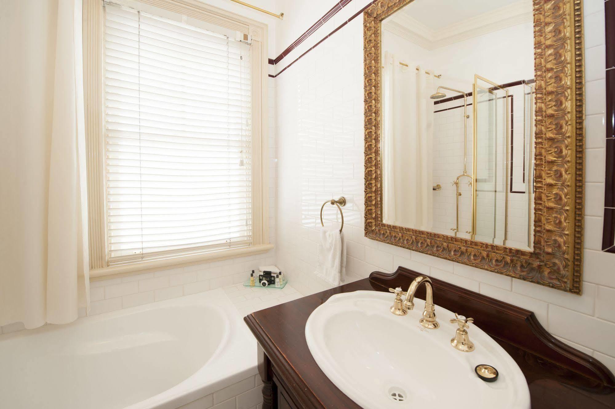 Cobb&Co Court Boutique Hotel Mudgee Extérieur photo