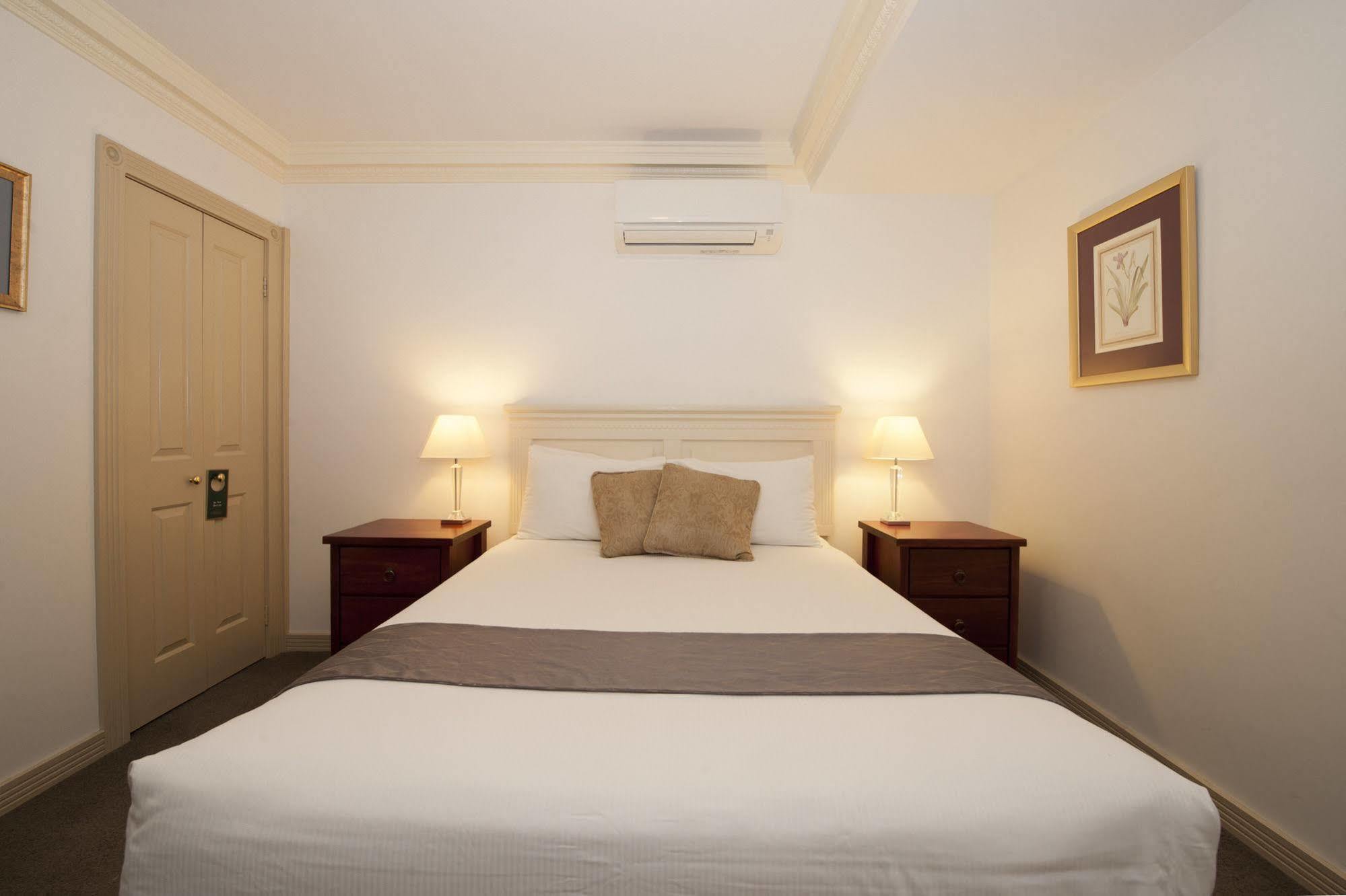 Cobb&Co Court Boutique Hotel Mudgee Extérieur photo