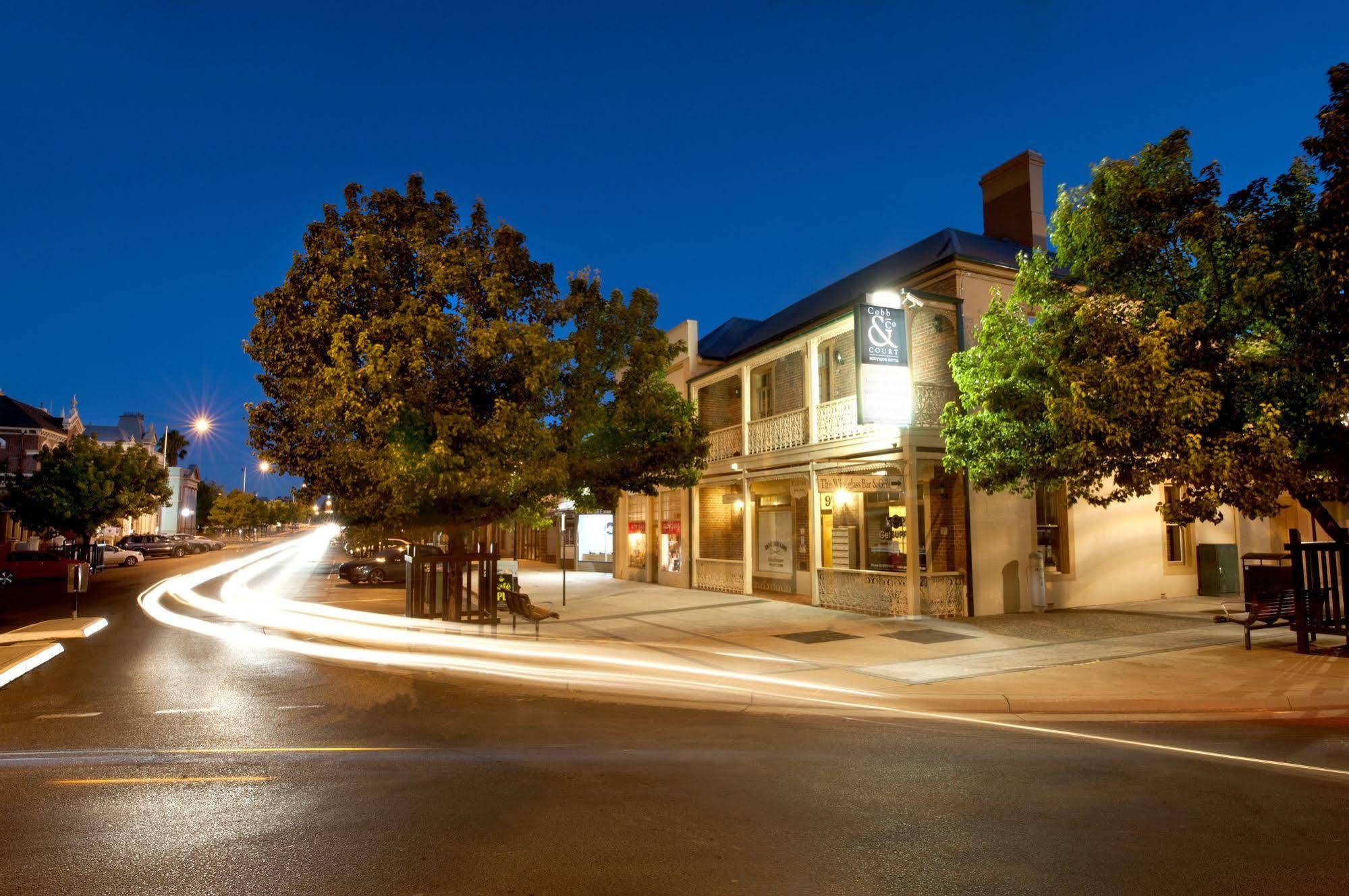 Cobb&Co Court Boutique Hotel Mudgee Extérieur photo