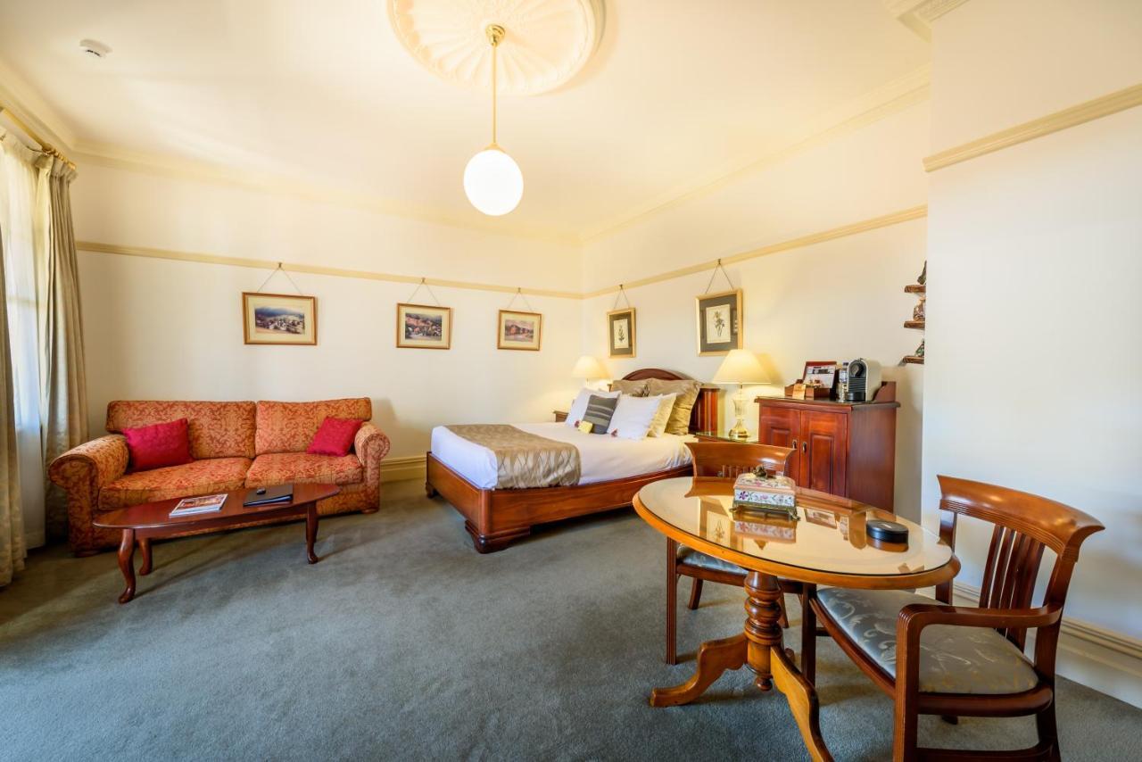 Cobb&Co Court Boutique Hotel Mudgee Extérieur photo
